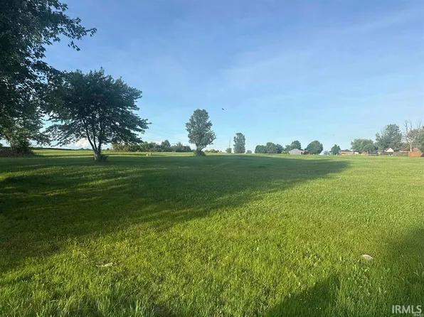 1901 & 1905 N Cherry Ln, Mount Vernon, IN 47620