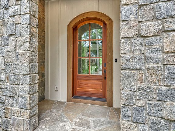 4th image of 253 Old Boone Road