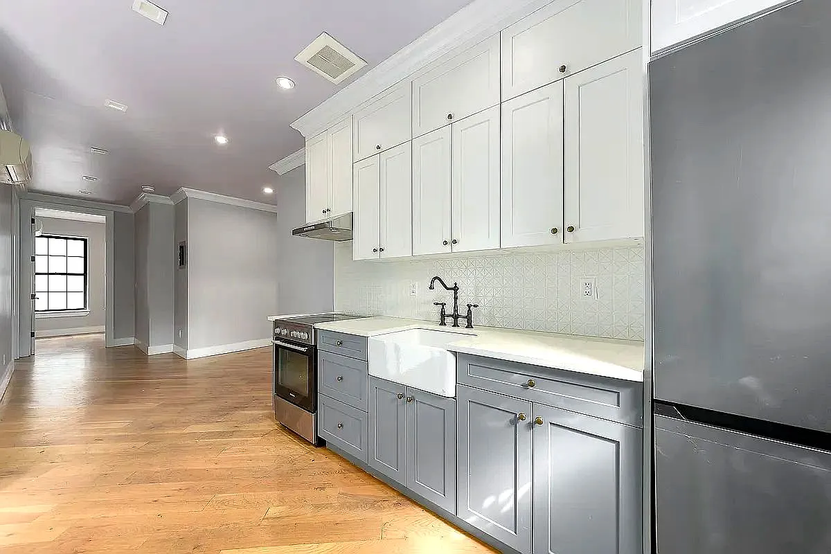 137 21st Street 3A