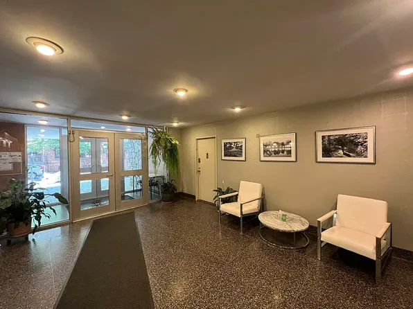 579 West 215th Street 6F image 5 of 6