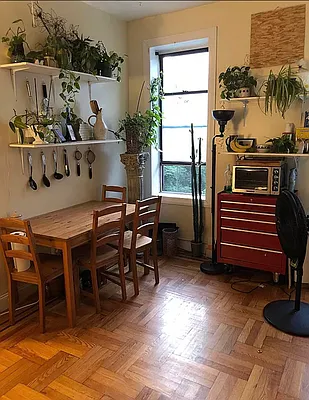 Rented by EXR | media 1