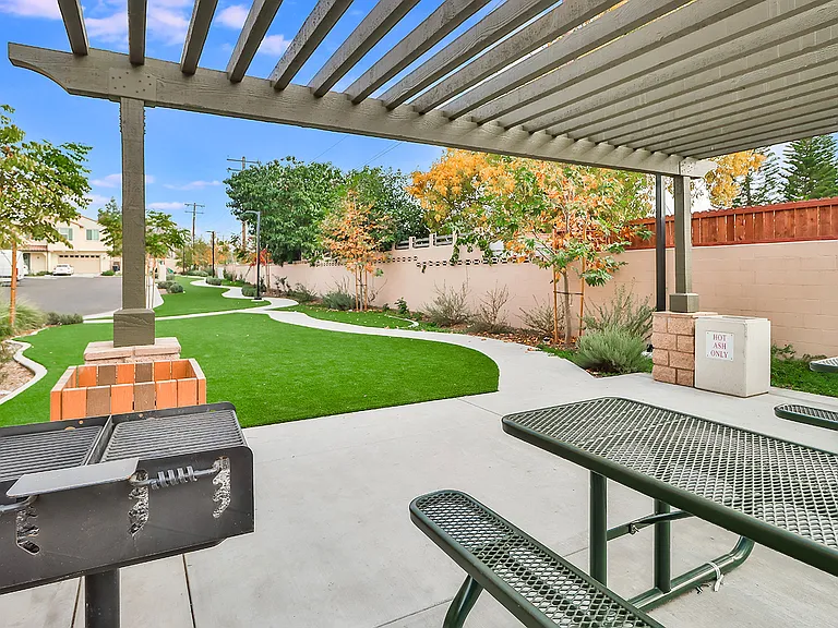 3092 Acebo Dr — Photo 26