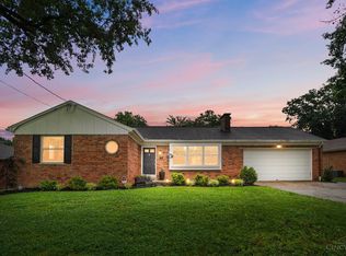 5694 Sprucewood Dr, Cincinnati, OH 45239