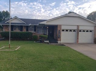 2114 W Randall Ave, Duncan, OK 73533