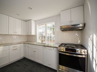 58 Huckleberry Hill Rd UNIT 2, New Canaan, CT 06840