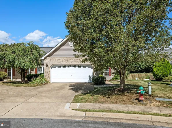 120 Bayberry Ct, Stephens City, VA 22655