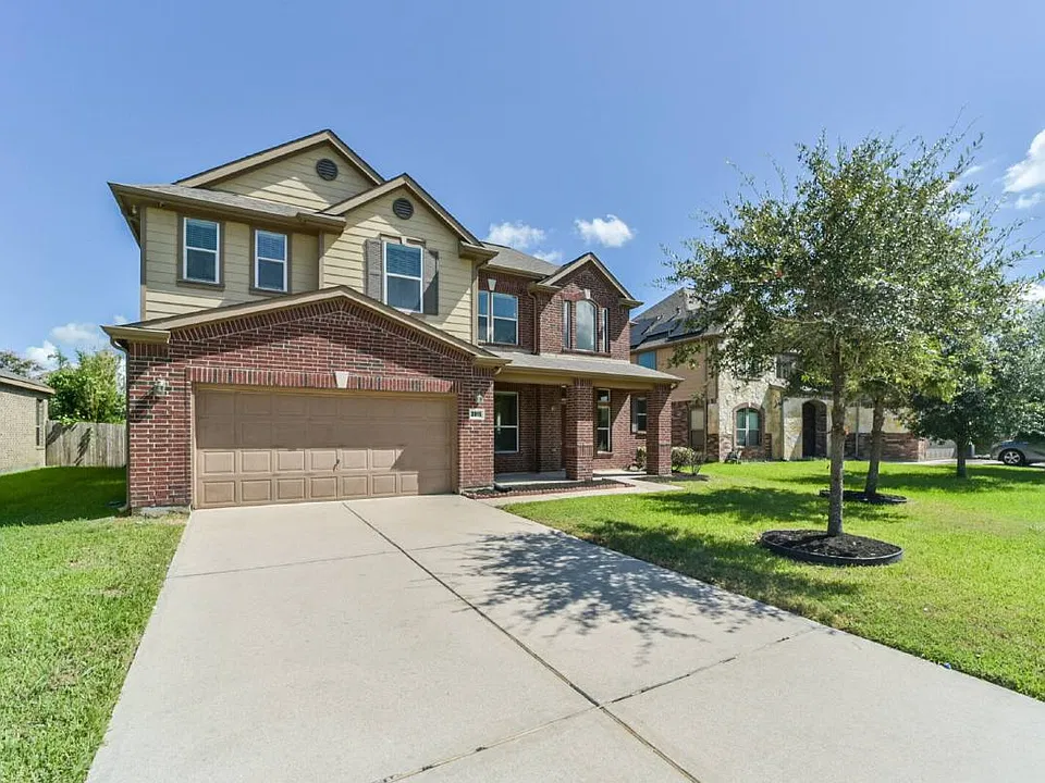 2815 E Trailblazer Ln