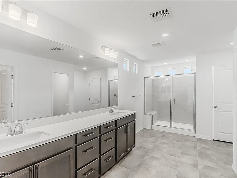 7721 Weekes Ct — Photo 21