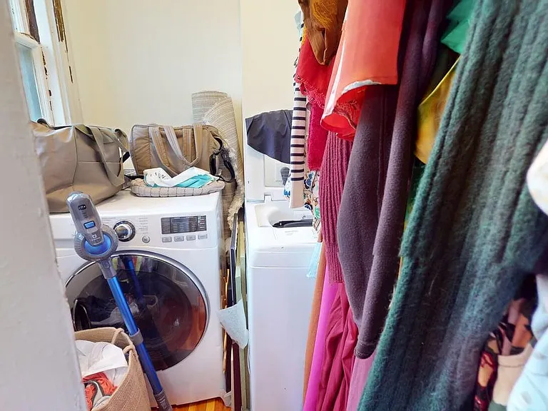 8 Walter St #1 — Photo 6