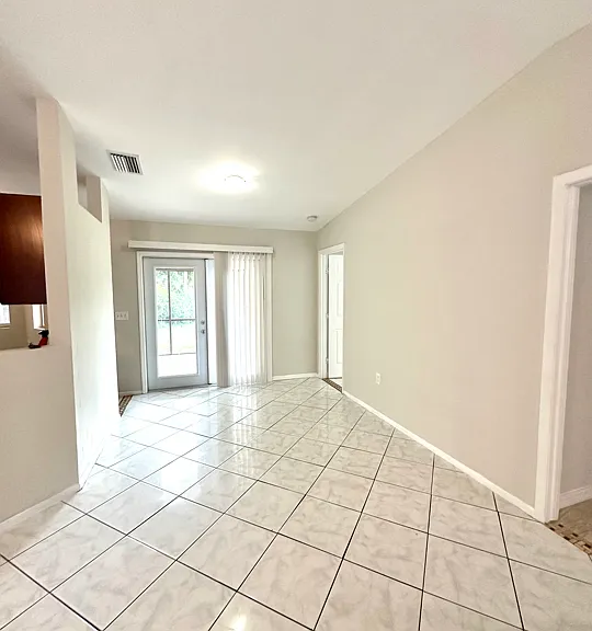 18250 Apple Rd — Photo 9