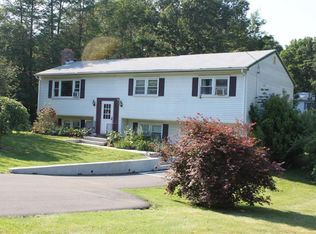 145 Bear Path Rd, Hamden, CT 06514