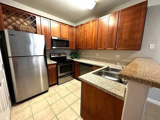 4400 S Jones Blvd #1097 — Photo 7