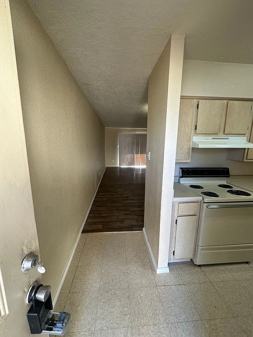 Building Photo - Echols 1500 - Sedona Apartments