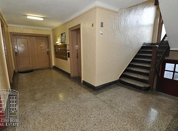 5th image of 4115 46th St APT 6L
