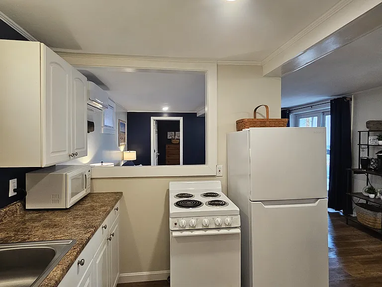 Seaview Ave — Photo 13