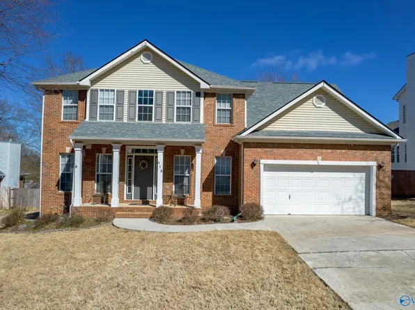 418 Barrington Hills Dr, Madison, AL 35758