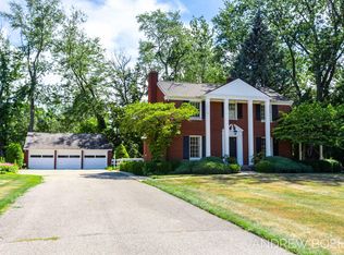 566 Alice Ave, Zeeland, MI 49464