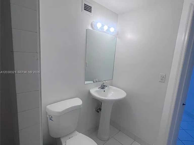 801 Brickell Bay Dr #364 — Photo 11