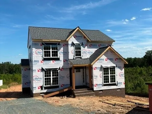 12 Derosa Ct, Palmyra, VA 22963