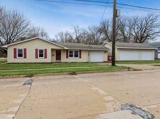 603 4th Ave SE, Independence, IA 50644