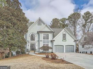 520 Crossgate Trl, Johns Creek, GA 30022