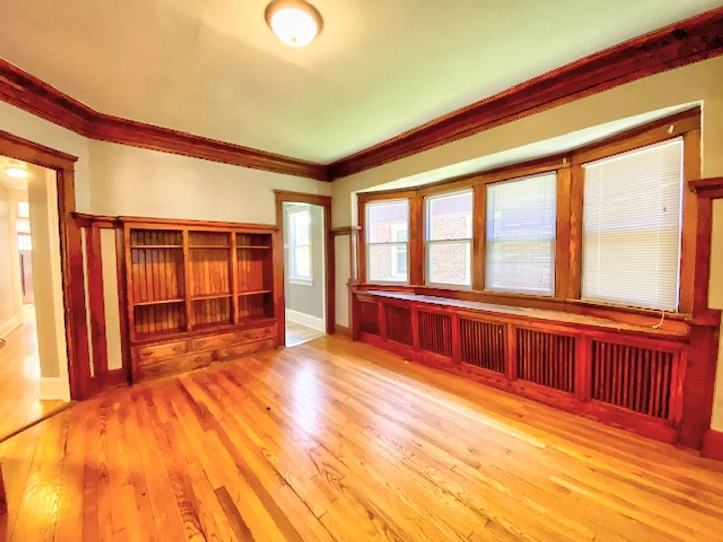 Stowell Ave Lower Flat Near UWM — Photo 2