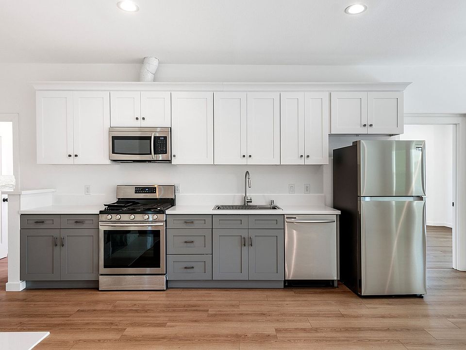 1st image of 1538 W 30th St APT 3