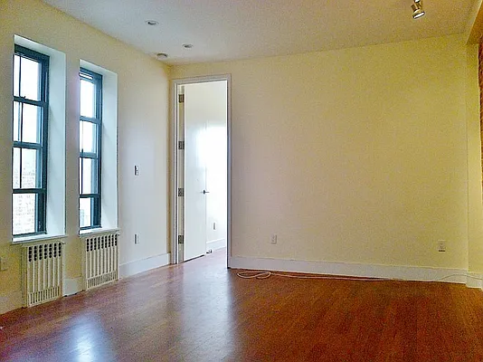 Rented by Bohemia Realty Group | media 38