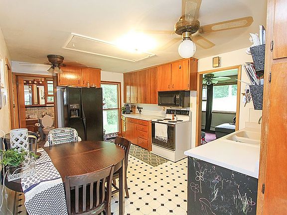 3rd image of 3838 275th St NE