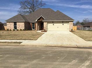 414 Bullock Cir, Richland, MS 39218