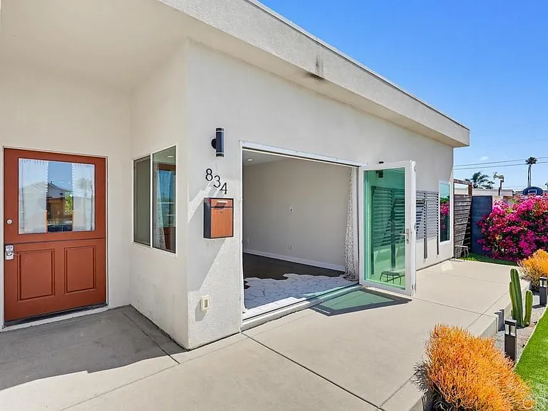 834 Holly Ave — Photo 12