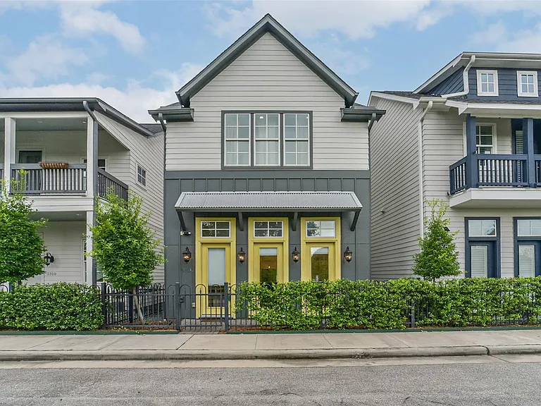 5308 S Capitol St — Photo 2