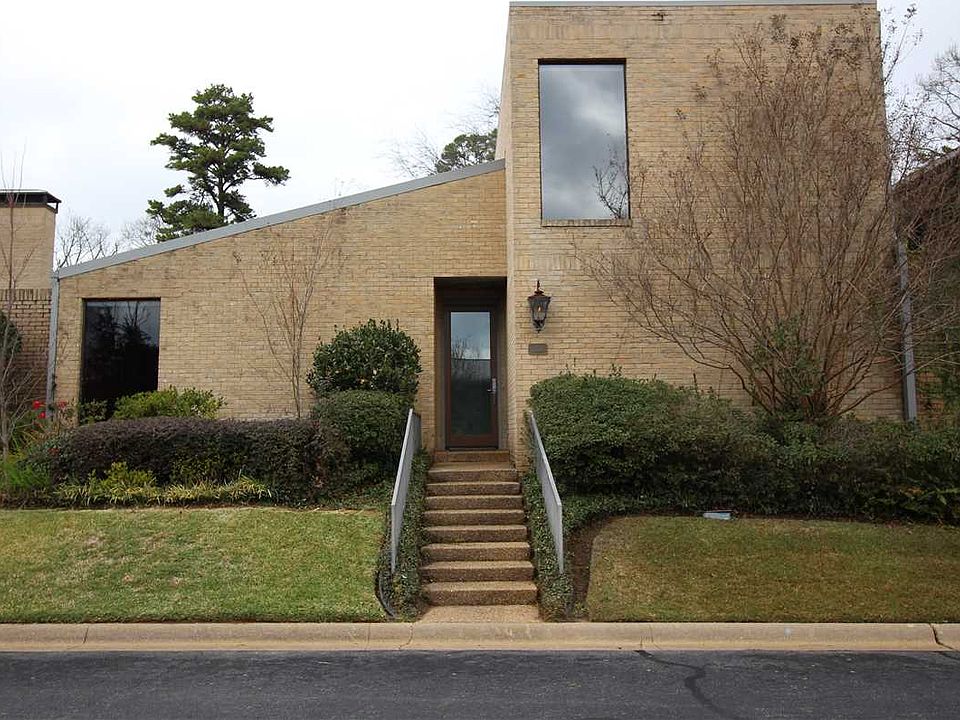 1st image of 6 Palisades Blvd