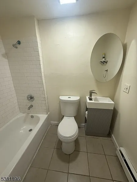 2 bed, 1.0 bath, $1,850 — Photo 2