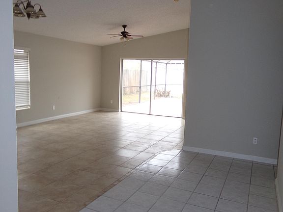 3rd image of 111 Lochness Ln