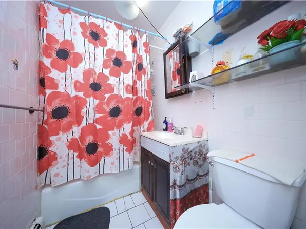 258 60th Street image 10 of 32