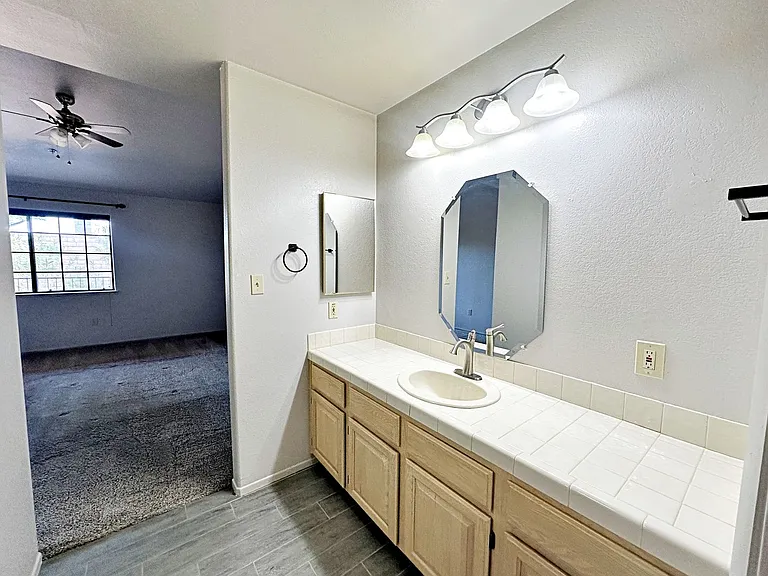 2851 S Valley View Blvd #1071 — Photo 23