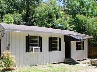 520 McGuire Ln, Huntsville, TX 77340