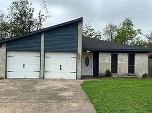1822 Eagle Dr, League City, TX 77573