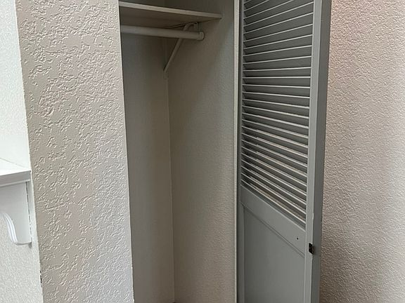 Entrance closet