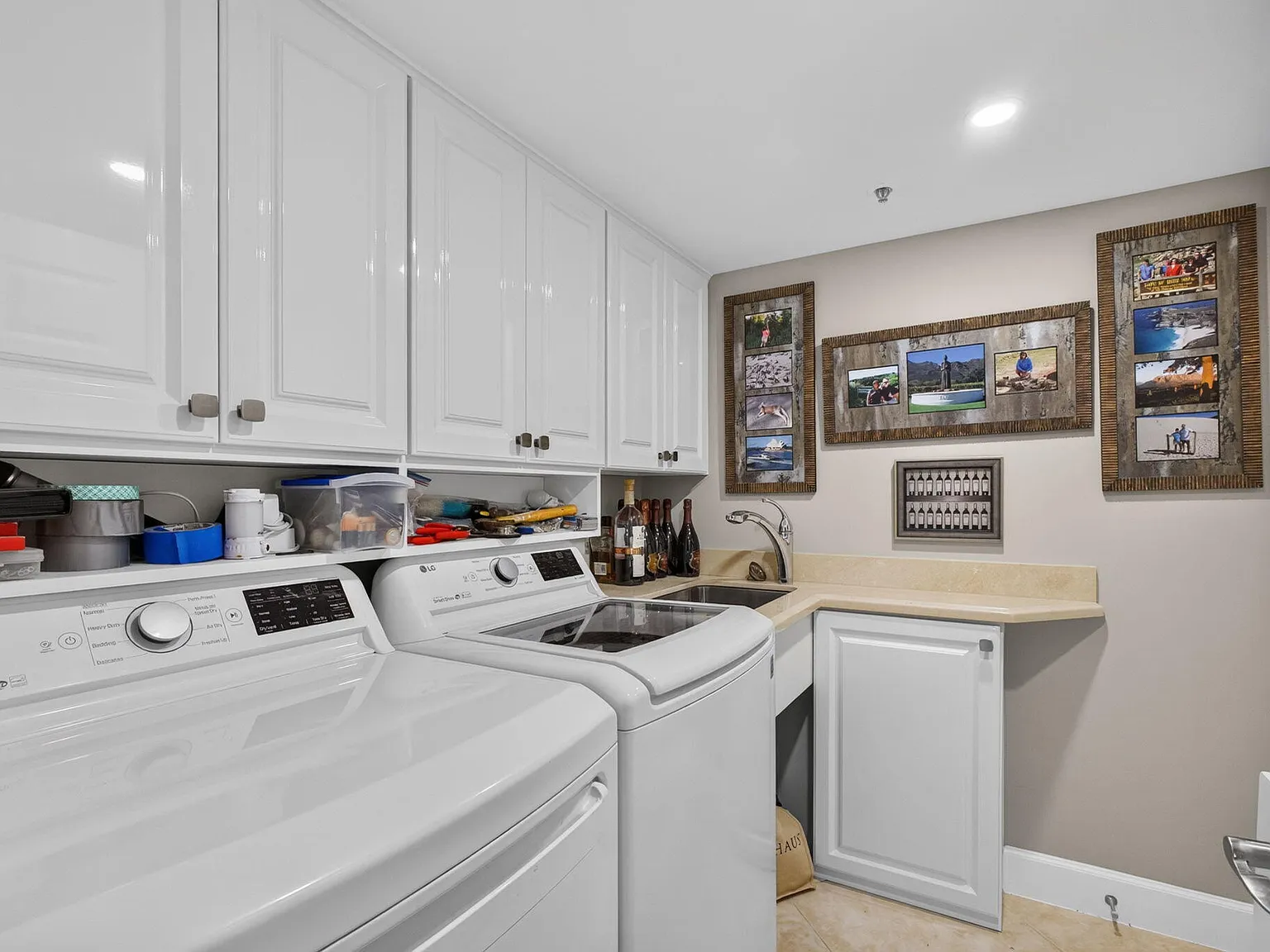 2 bed, 2.0 bath, 1669 sqft, $8,000 — Photo 4