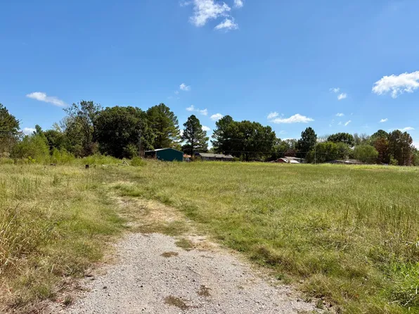 429 N 9th St, Porter, OK 74454