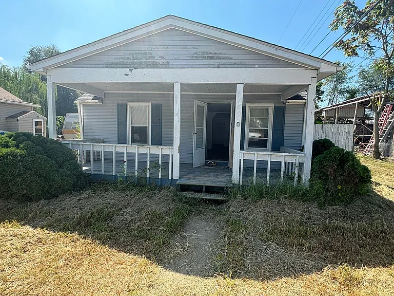 1602 Park St — Photo 8