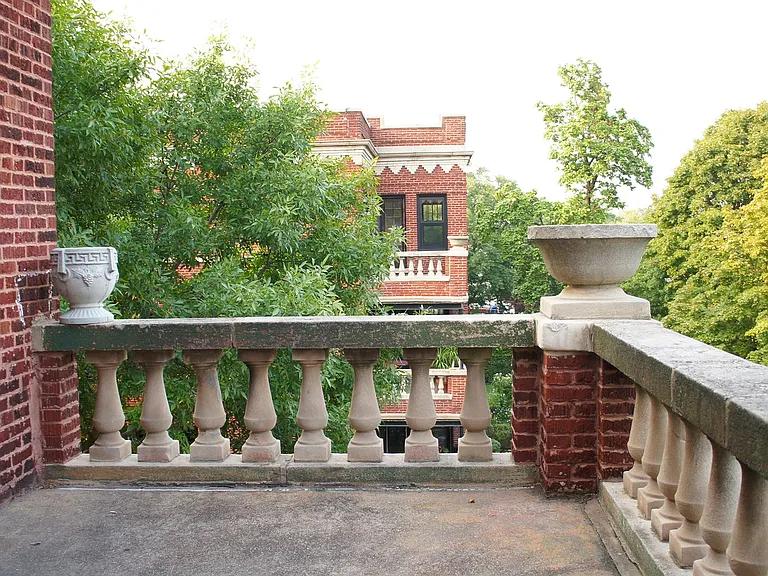 2516 N. Kedzie LP — Photo 51