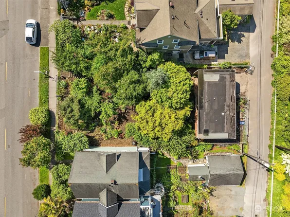 2126 Grand Avenue, Everett, WA 98201