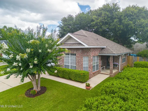 15124 Cedar Springs Dr, Biloxi, MS 39532