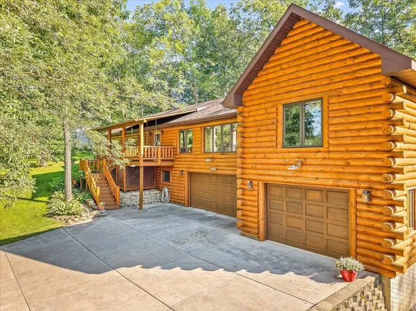 1995 Baintree Rd, Davis, IL 61019