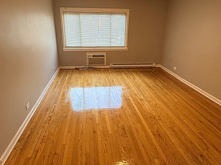 7006 S Cregier Ave — Photo 9