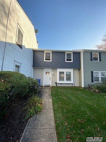 1st image of 12 Norfolk Ct