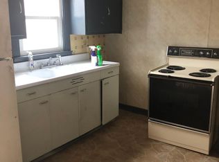 1004 Sycamore St APT 1, Columbus, IN 47201